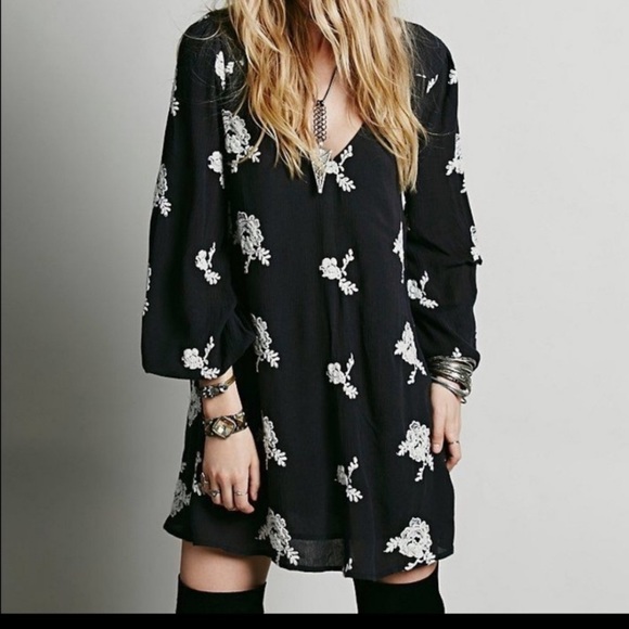 Free People boho baby doll dress - Picture 2 of 10